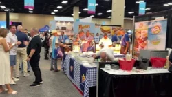 What bar, restaurant owners are learning at Texas Restaurant Show in San Antonio